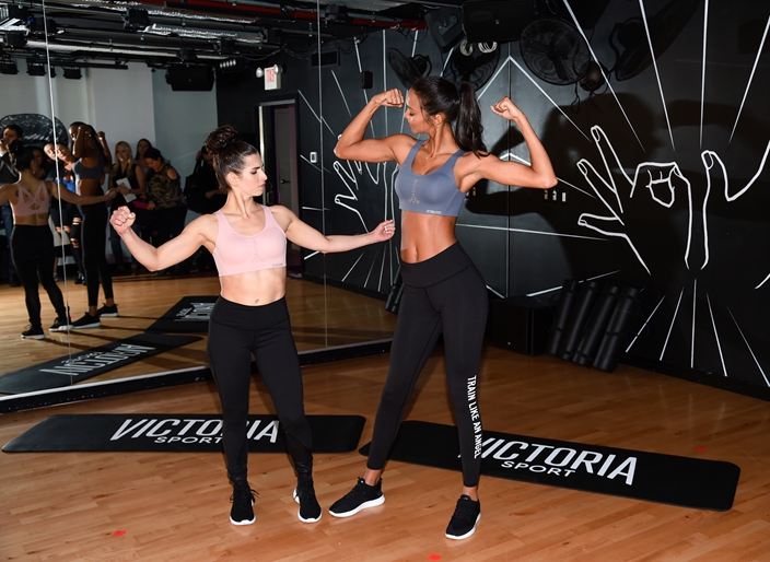 Lais Ribeiro shows her athletic physique for Victoria's Secret VSX