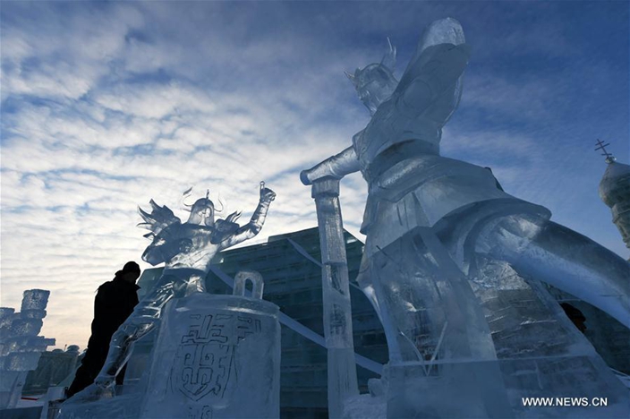 International ice sculpture competition kicks off in NE China | FunFeed