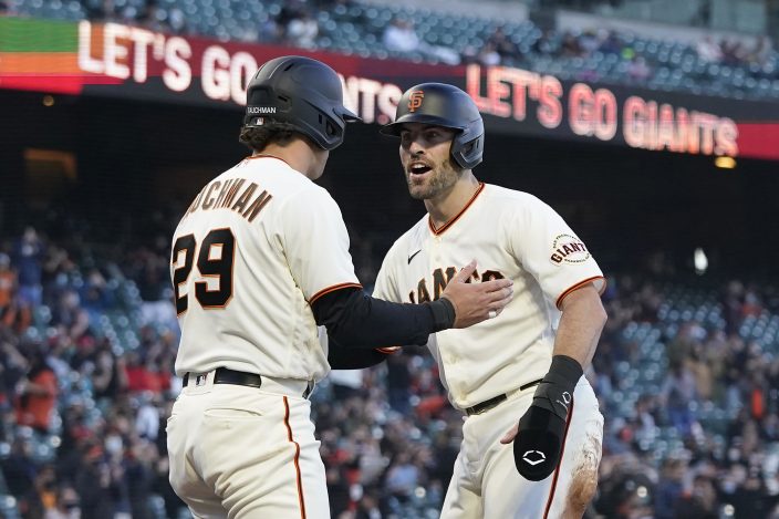 SF Giants call up Camilo Doval for MLB debut as Johnny Cueto hits IL