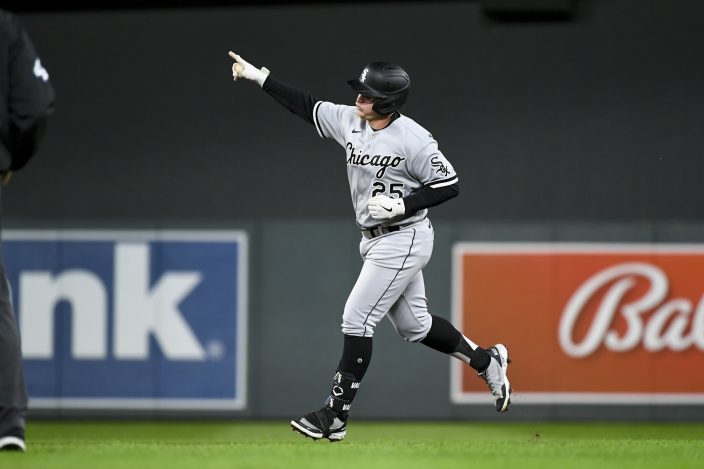 Madrigal, Mendick homer as White Sox pound Twins 16-4