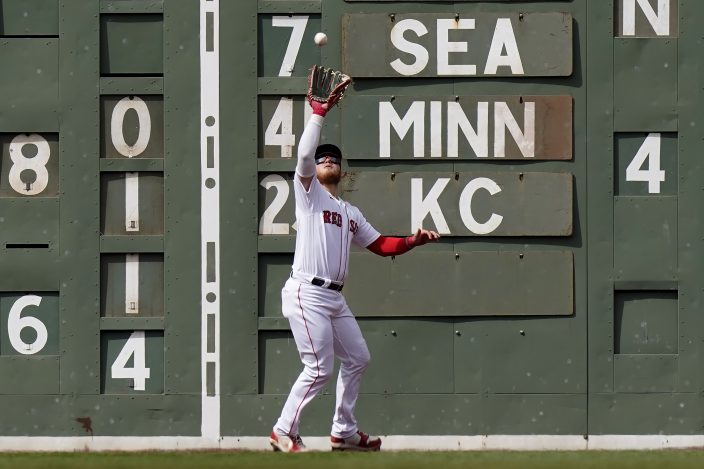 Red Sox edge Blue Jays 2-1 at Fenway with just 3 hits - The San Diego  Union-Tribune