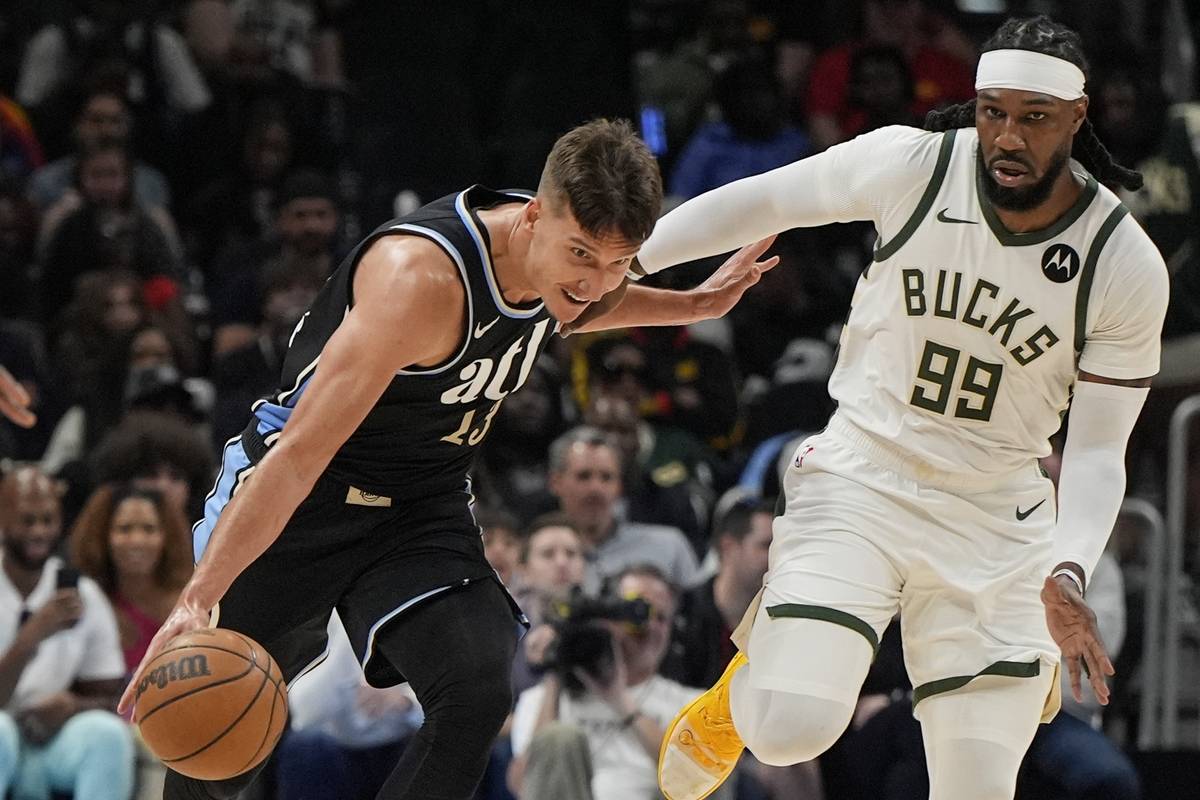 Giannis Antetokounmpo Has 36 Points, 16 Rebounds To Power Bucks Past ...