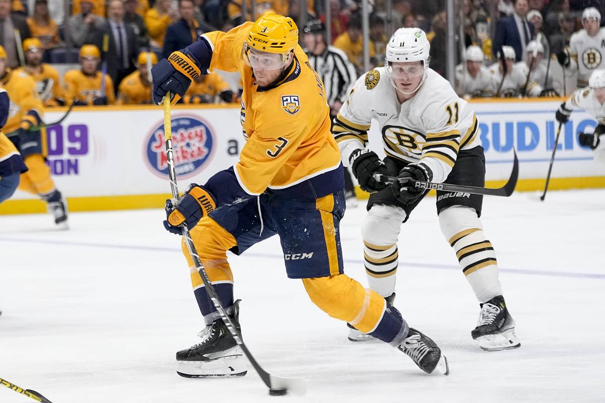 Ullmark's 32 saves, rare assist lead Bruins over Predators 3-0 | Sport