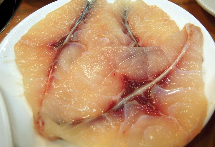 含寄生蟲港禁售30年專家 吃淡水魚魚生是一場賭博