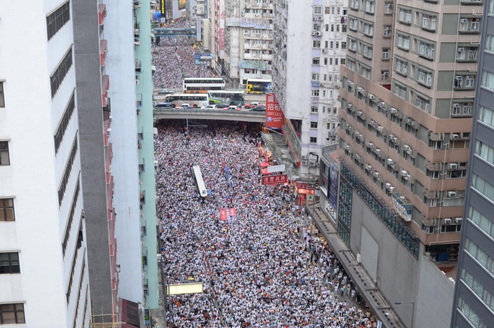 反修例游行图辑航拍人龙不见尾人海淹行车线